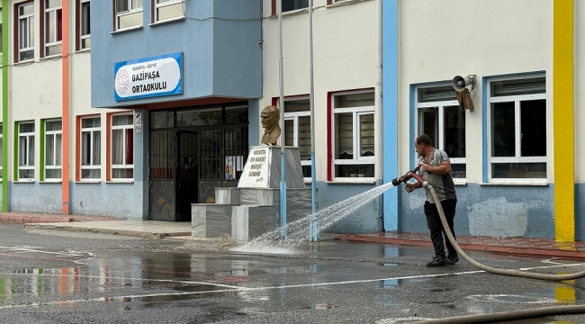 Geyve Belediyesi'nden okullarda temizlik seferberliği